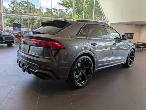2025 Audi RS Q8 4.0T