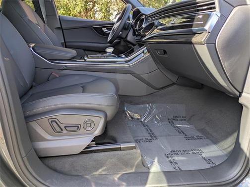 2026 Audi Q7 55 Premium Plus