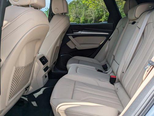 2025 Audi Q5 45 S line Premium