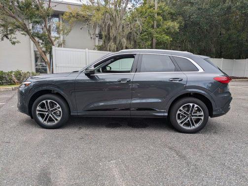 2025 Audi Q5 Premium Plus