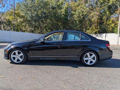 2010 Mercedes-Benz C-Class Luxury