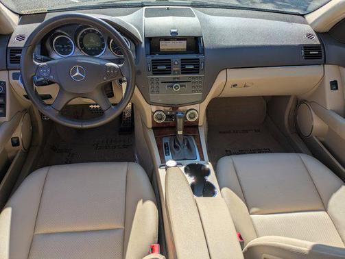 2010 Mercedes-Benz C-Class Luxury