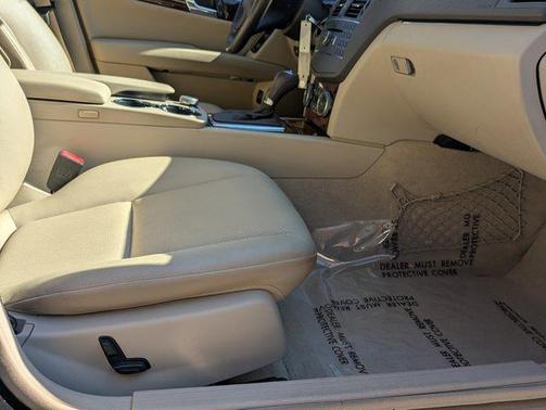 2010 Mercedes-Benz C-Class Luxury