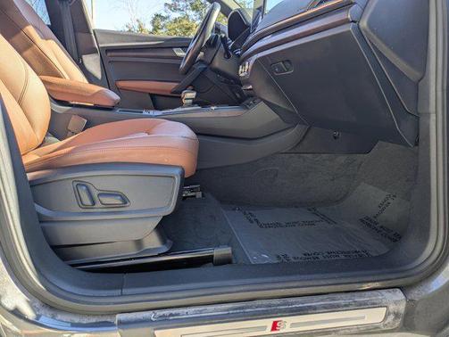 2022 Audi Q5 45 S line Premium