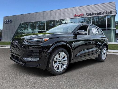 2025 Audi Q6 e-tron Premium Plus