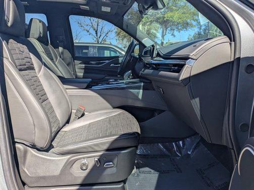 2024 Cadillac Escalade V-Series