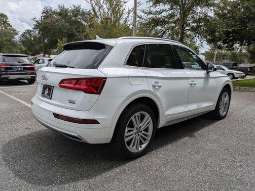 2018 Audi Q5 2.0T Premium Plus