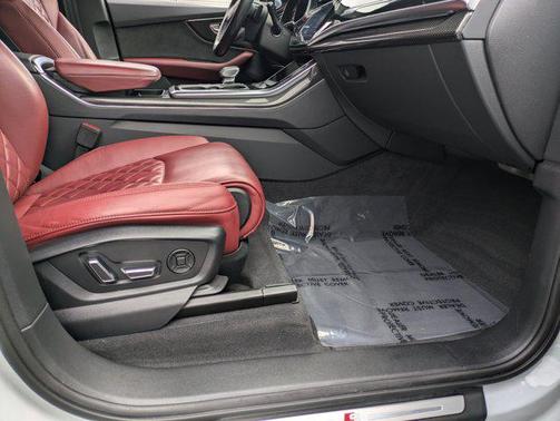 2022 Audi SQ7 4.0T Premium Plus