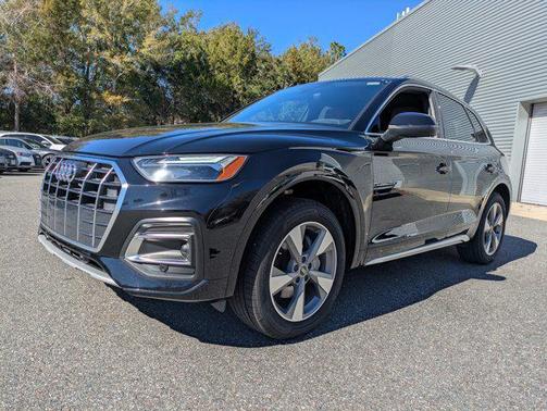 2024 Audi Q5 40 Premium