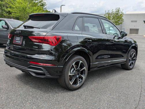 2025 Audi Q3 45 S line Premium Plus