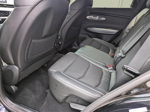 2023 Genesis GV70 2.5T AWD