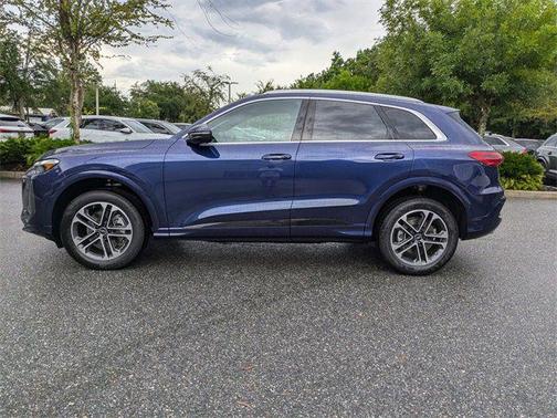 2025 Audi Q5 Premium TFSI quattro S tronic