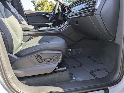 2026 Audi Q7 55 Premium Plus