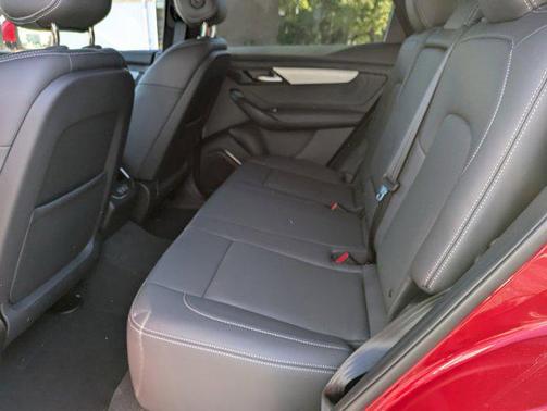 2025 VinFast VF 8 Plus