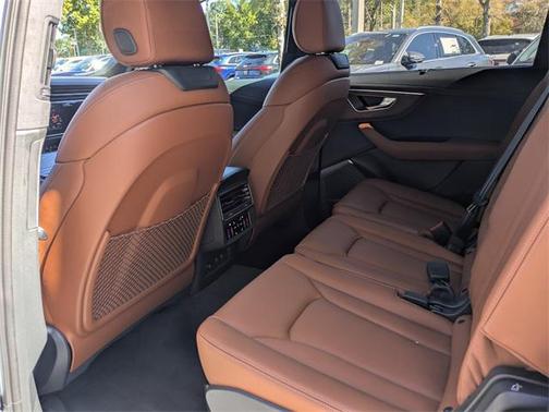 2026 Audi Q7 55 Prestige