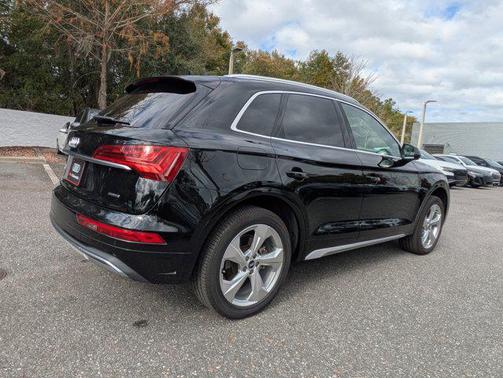 2021 Audi Q5 45 Premium Plus
