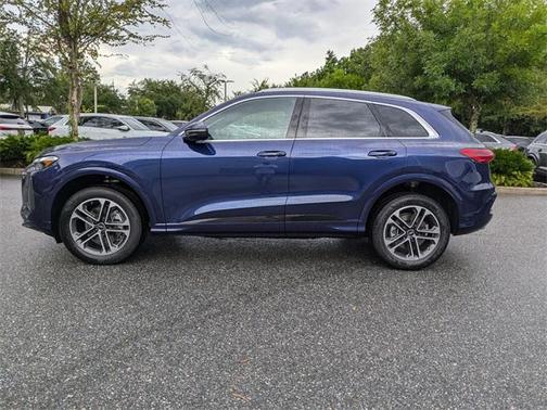 2025 Audi Q5 Premium TFSI quattro S tronic