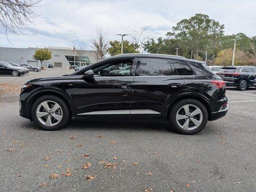 2024 Audi Q4 e-tron Premium 55 quattro