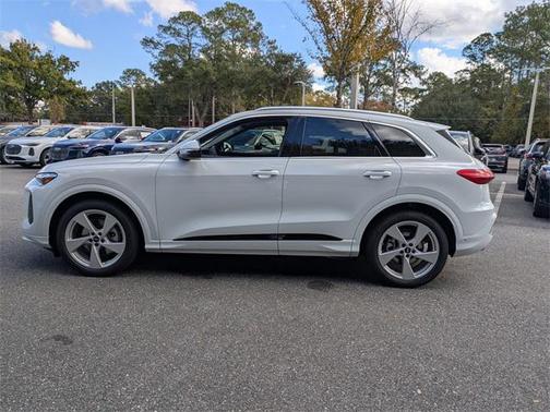 2025 Audi Q5 Prestige TFSI quattro S tronic
