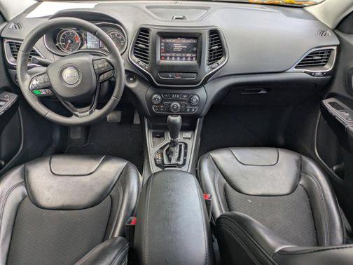 2020 Jeep Cherokee Altitude