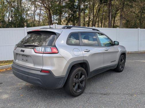 2020 Jeep Cherokee Altitude