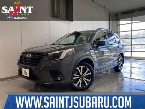 Magnetite Gray Metallic 2024 Subaru Forester Limited