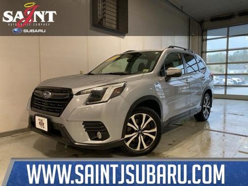 Ice Silver Metallic 2023 Subaru Forester Limited