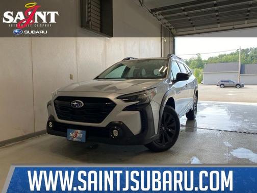 Ice Silver Metallic 2024 Subaru Outback Onyx Edition