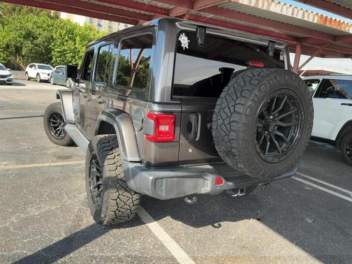 2018 Jeep Wrangler Unlimited Sahara