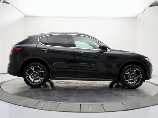 2019 Alfa Romeo Stelvio Base