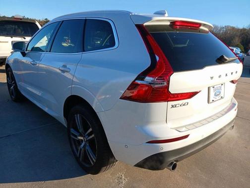 2018 Volvo XC60 T6 Momentum