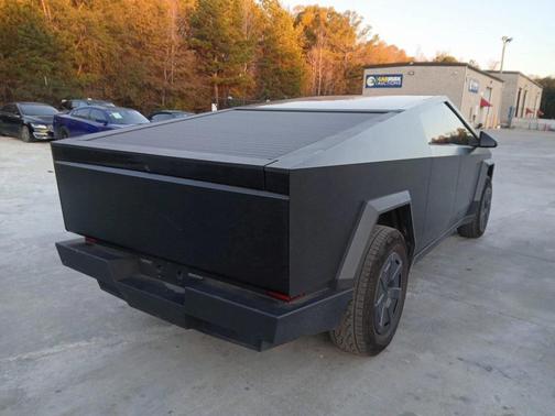 2024 Tesla Cybertruck Cyberbeast