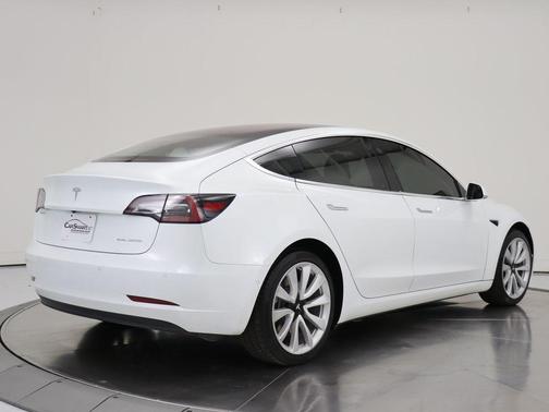 2018 Tesla Model 3 Performance