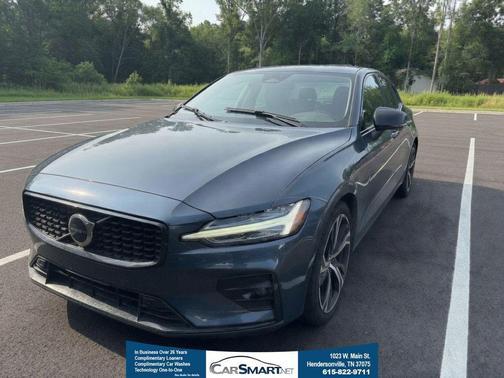 Denim Blue Metallic 2024 Volvo S60 B5 Core Dark Theme