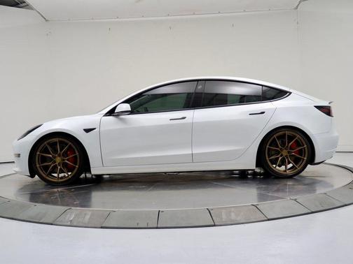 2020 Tesla Model 3 Performance