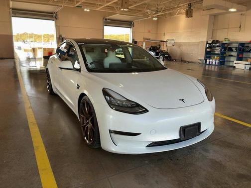 2020 Tesla Model 3 Performance