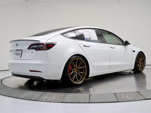 2020 Tesla Model 3 Performance