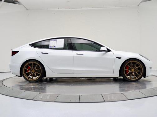 2020 Tesla Model 3 Performance