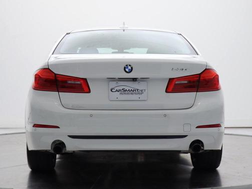 2020 BMW 530 530i