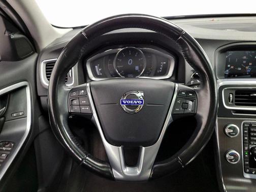 2015 Volvo S60 T5 Premier