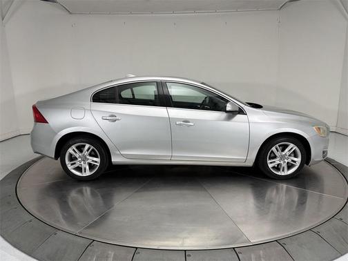 2015 Volvo S60 T5 Premier