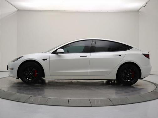 2023 Tesla Model 3 Performance