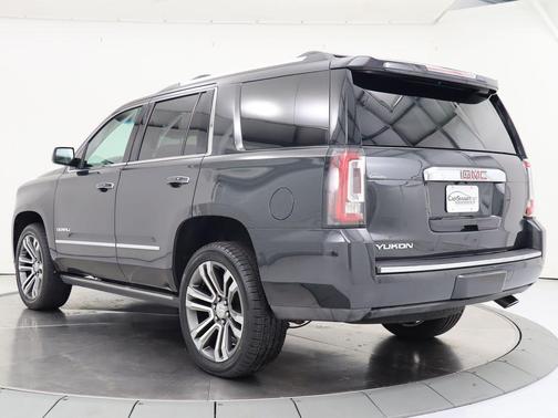 Carbon Black Metallic 2020 GMC Yukon Denali