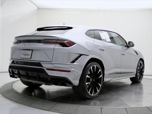 2023 Lamborghini Urus S