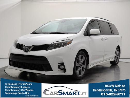 2018 Toyota Sienna SE
