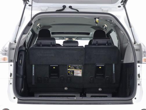 2018 Toyota Sienna SE