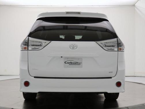 2018 Toyota Sienna SE