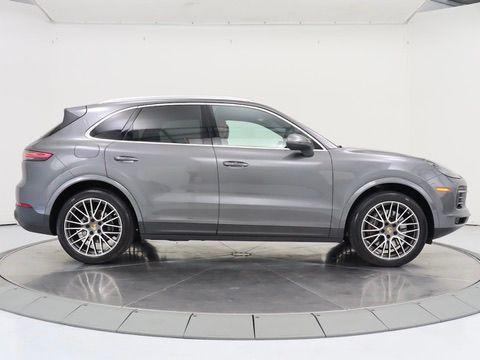 Quartzite Grey Metallic 2023 Porsche Cayenne Cayenne