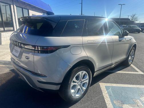 Seoul Pearl Silver Metallic 2020 Land Rover Range Rover Evoque S