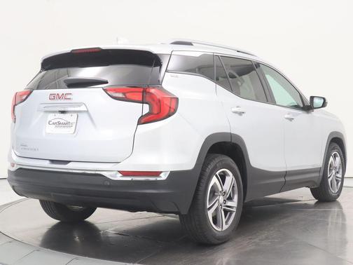 Quicksilver Metallic 2021 GMC Terrain SLT